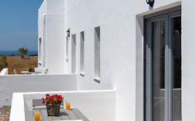 Chrysonisos Suites With Sunset & Seaviews Near Kini